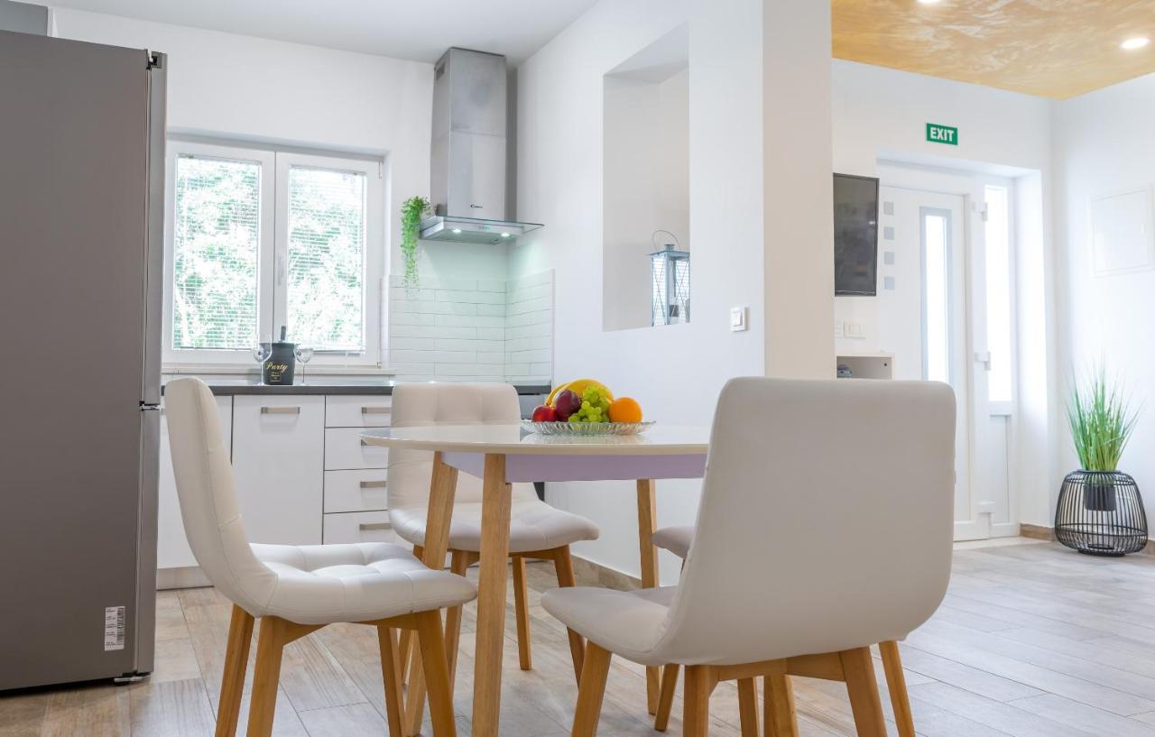 דוברובניק Apartments Helen מראה חיצוני תמונה